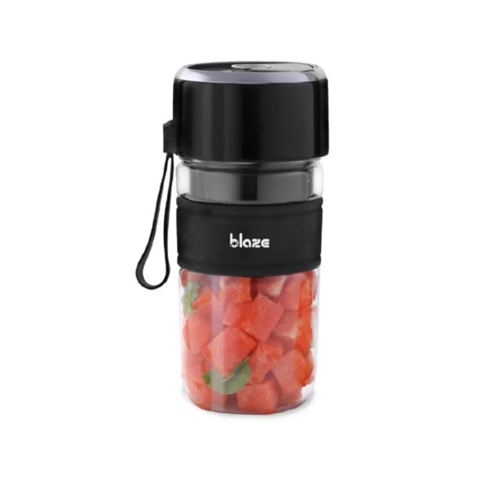 Portable blender with fruit